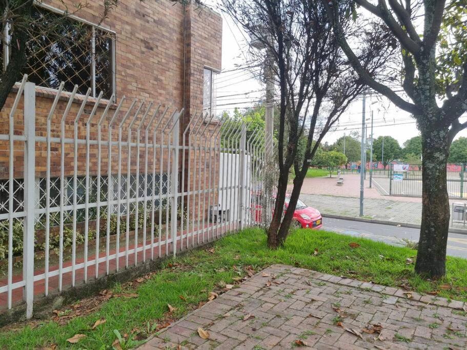 Apartamento Edificio Los Delfines Bogotá Eksteriør billede